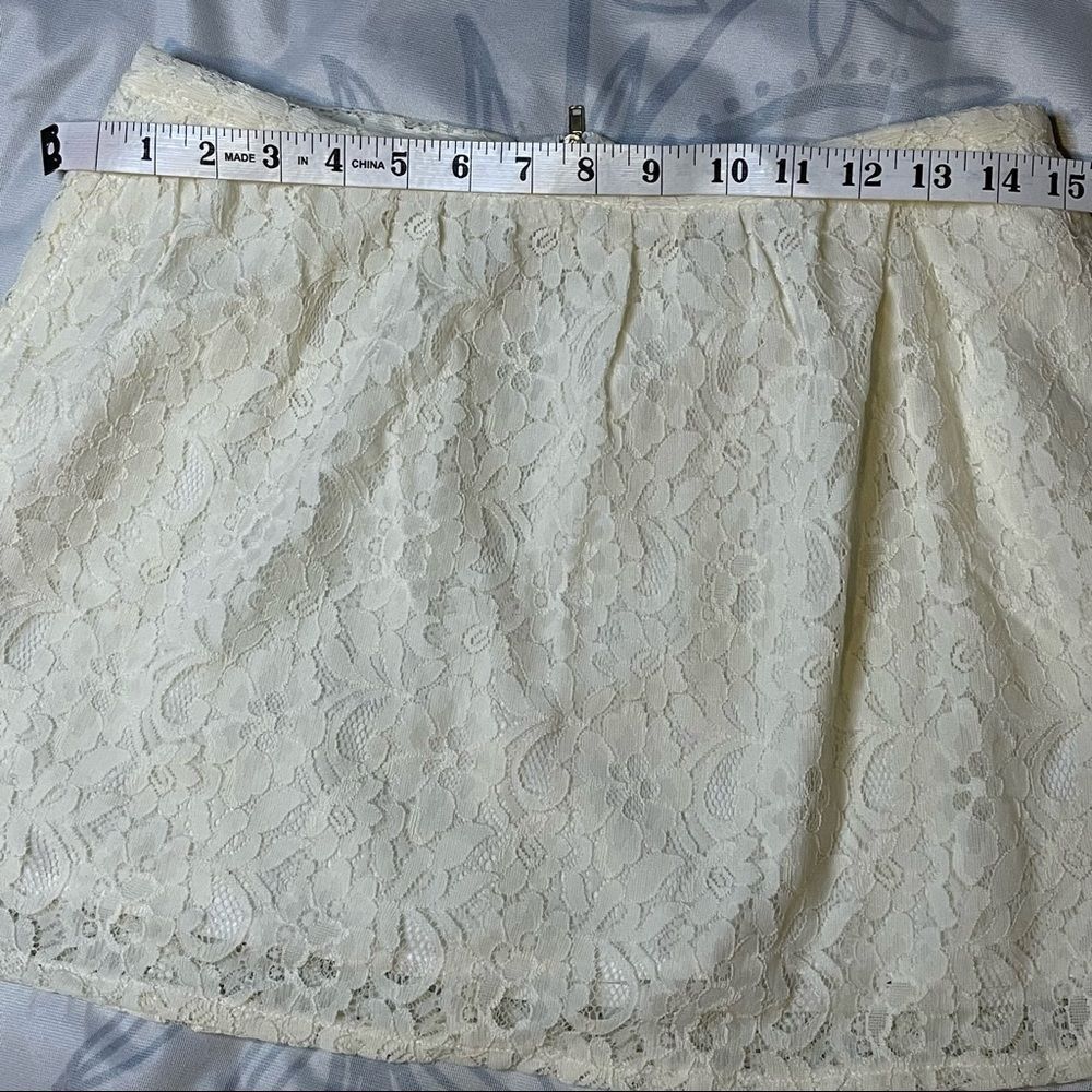 BCBGeneration White Lace Mini Skirt - Picture 11 of 13